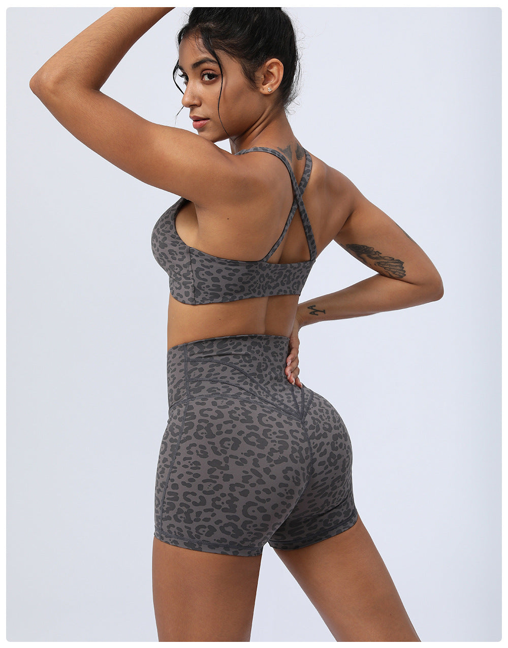 Yoga Leopard Twisted Cross Hip Lifting Running Fitness Suit