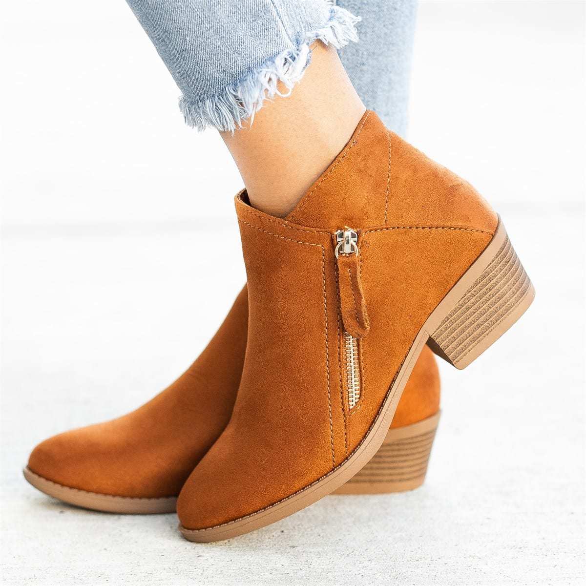 Short Side Zipper Suede Boots