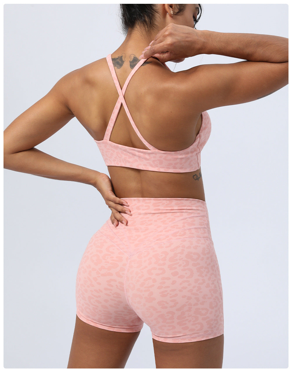 Yoga Leopard Twisted Cross Hip Lifting Running Fitness Suit