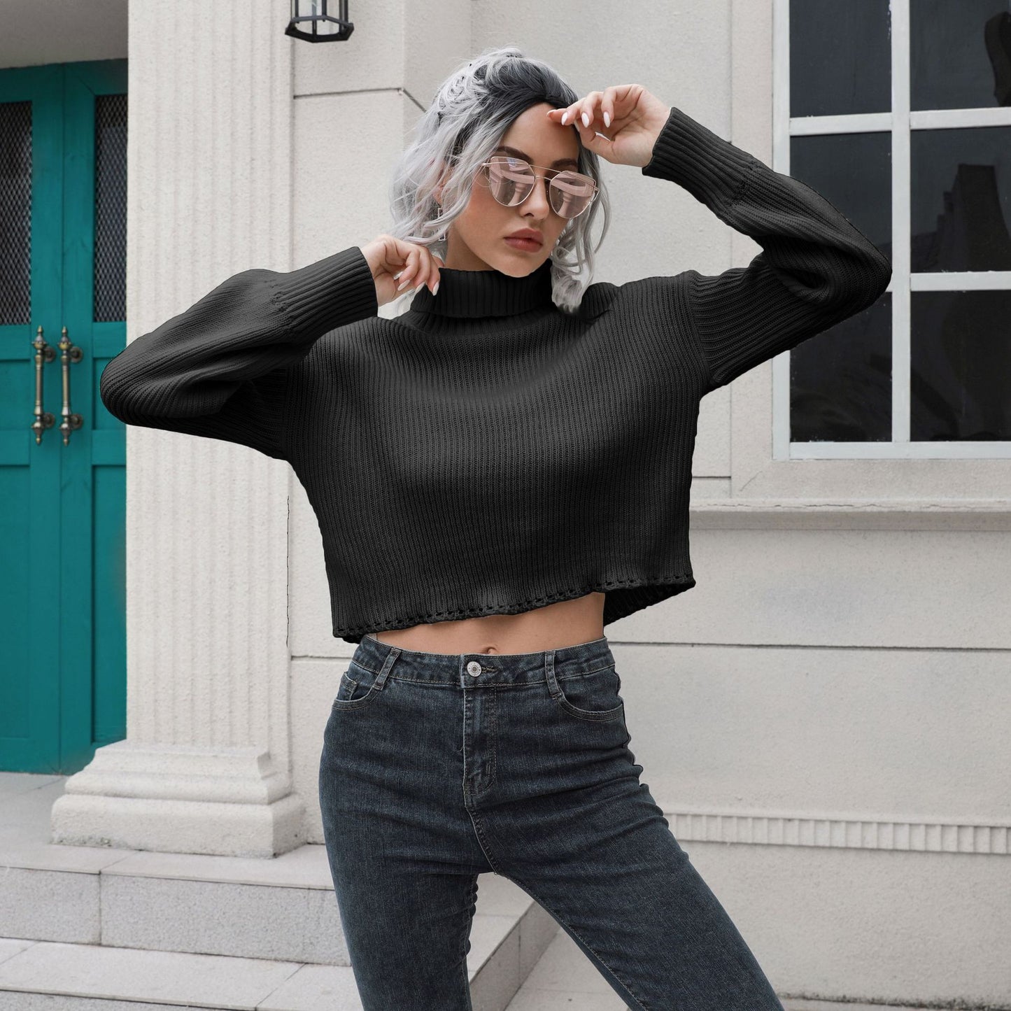 Turtleneck Short Knitted Sweater