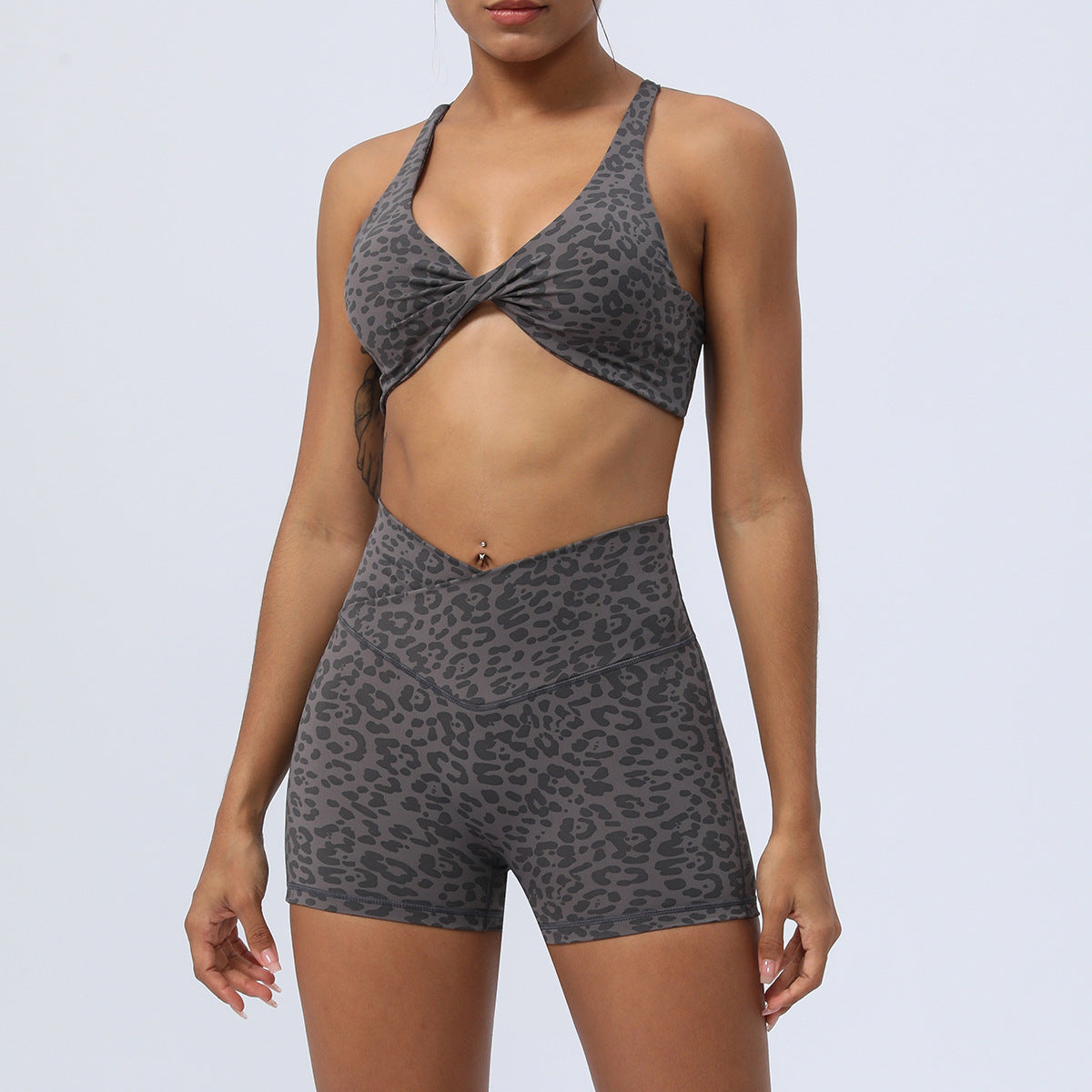 Yoga Leopard Twisted Cross Hip Lifting Running Fitness Suit