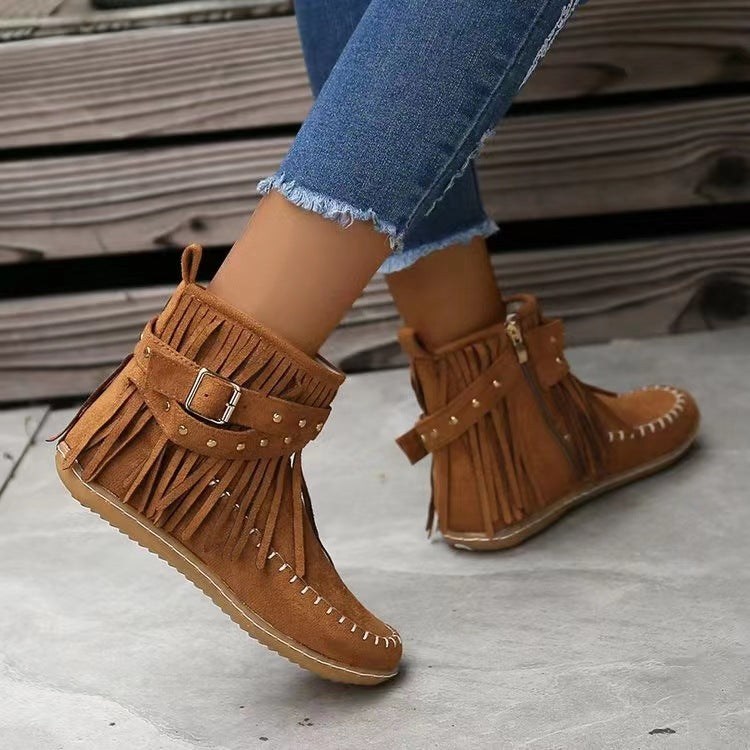Rivet Flat Tassel Boots