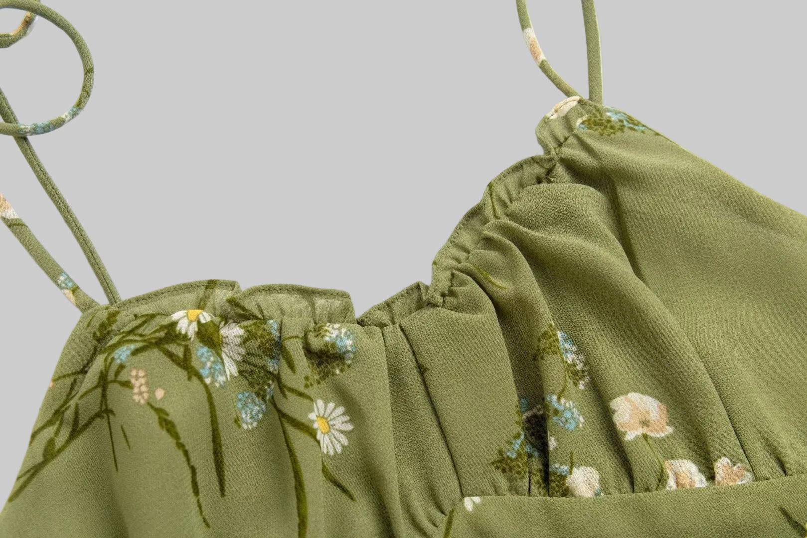 Sweet Chiffon Ruffled Pleated Top