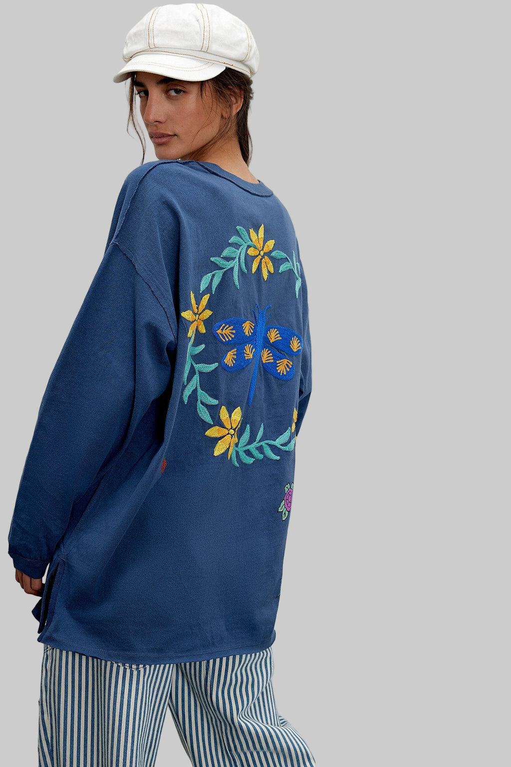 Embroidered Knitted Pullover Sweatshirt - Tamra.Shop.Social