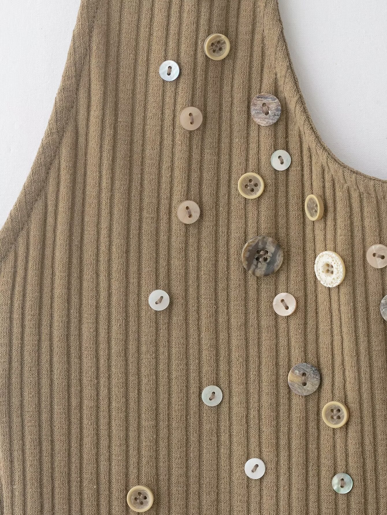 Sequince Button Rib Halter Top