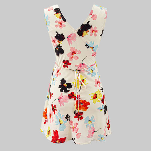 Seaside Lace-up Slim Fit V-Neckline Dress