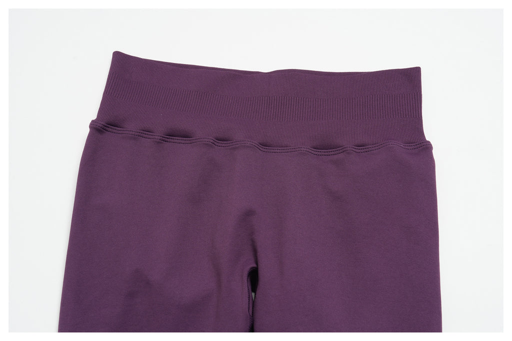 Seamless Thread Yoga Knee Length Capri Pants