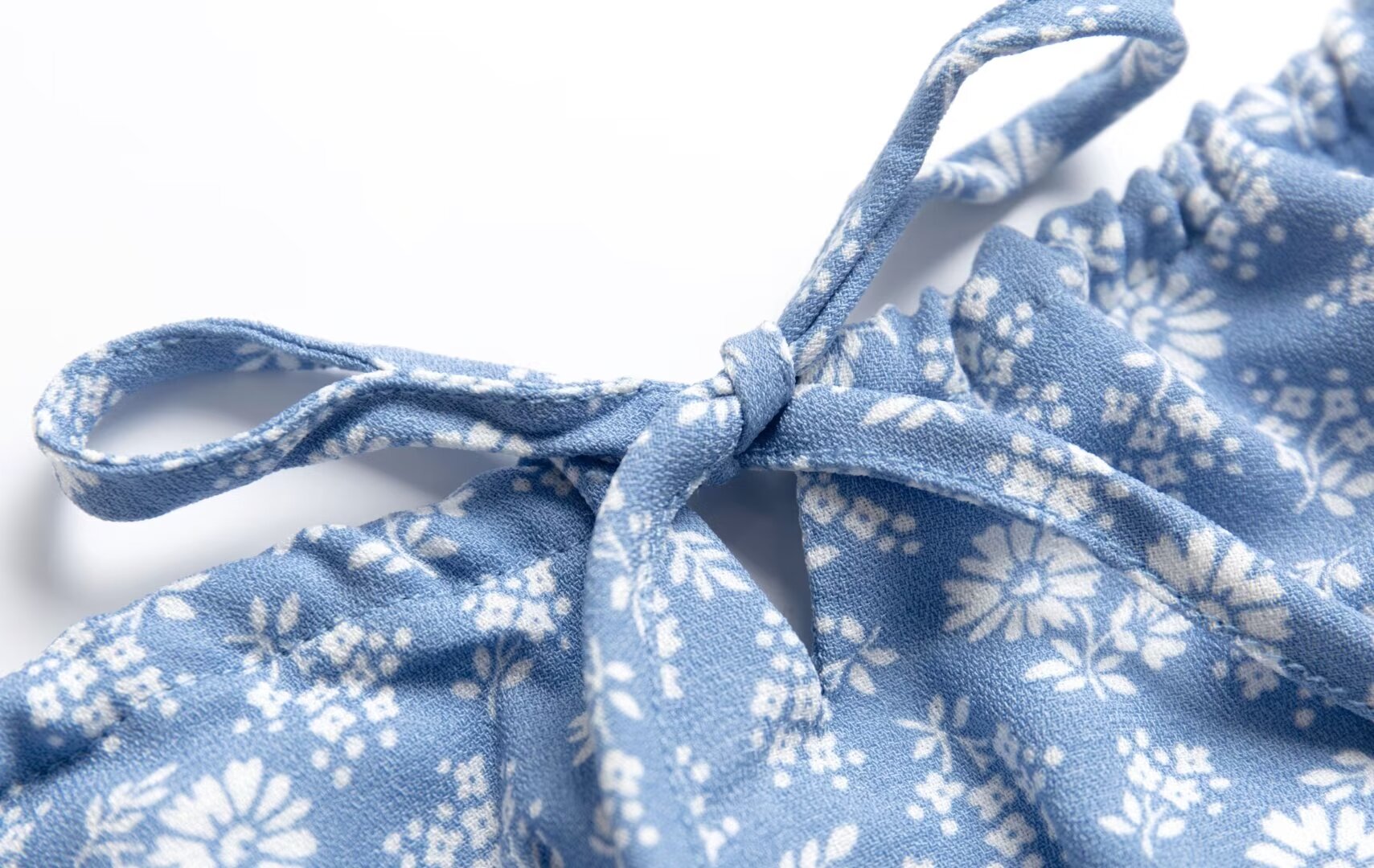 Blue Floral Chest Pleated Short Top - Tank Tops & Camis