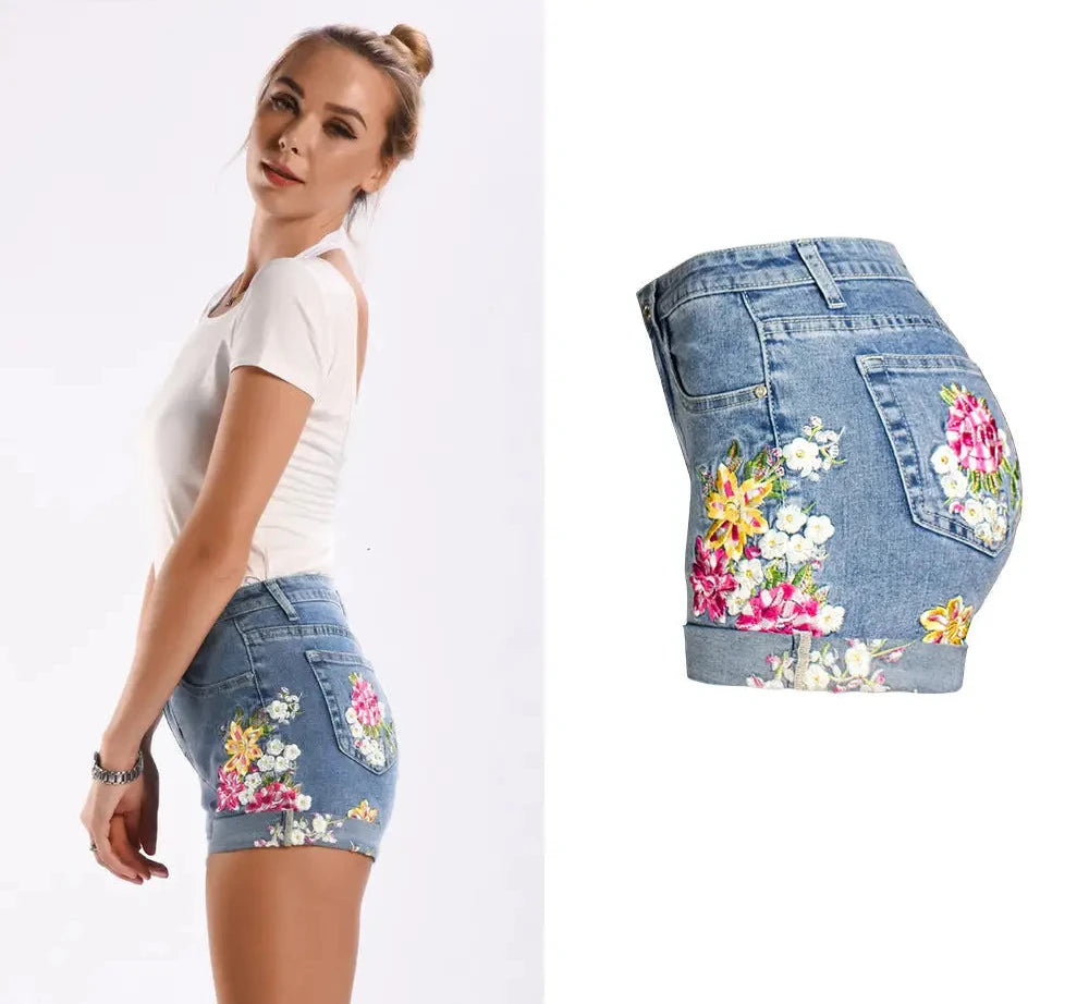 Exquisite Embroidered Floral Denim Shorts