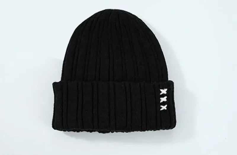Knitted Beanie - One Size / Black - Hats
