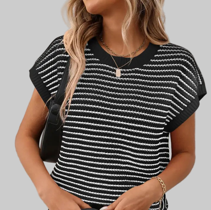 Knitted Striped Sweater - S / Black - Sweaters & Cardigans