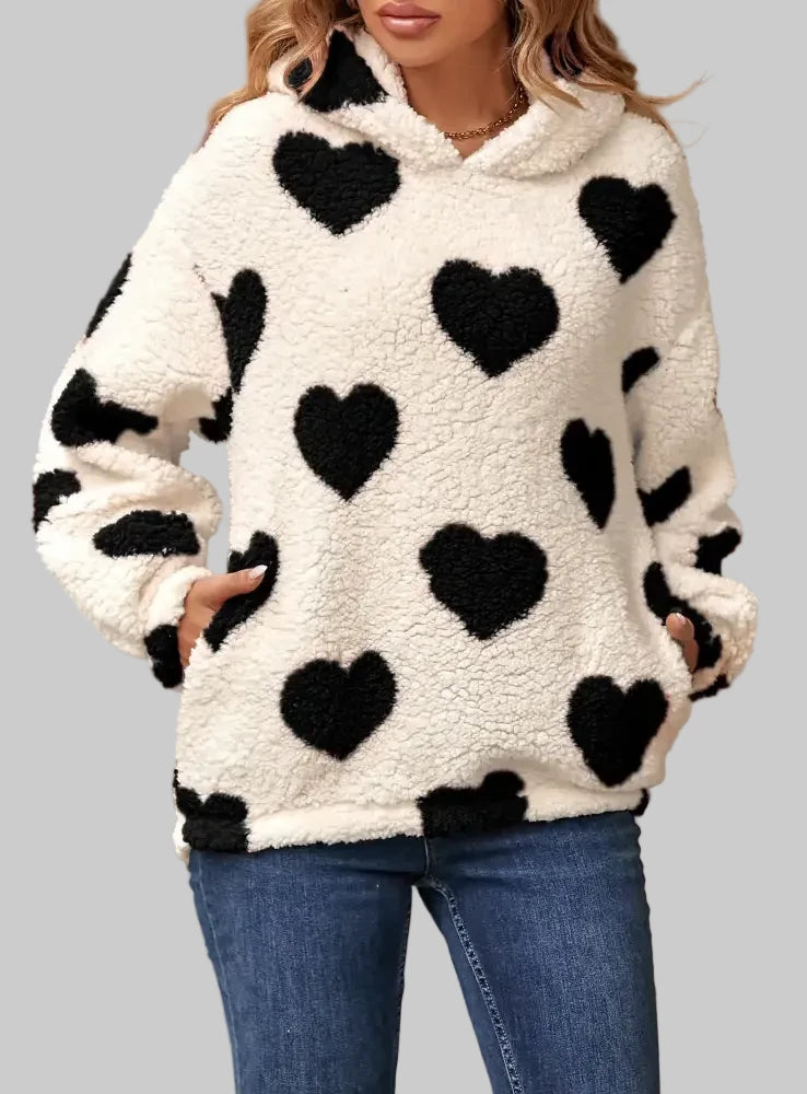 Plush Hooded Love Printed Pullover Sweater - S / Black Heart - Sweatshirts & Hoodies