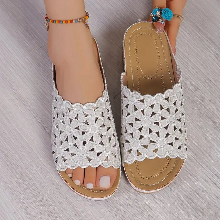 Simple Floral Cutout Platform Slippers - 36 / Ivory - Shoes