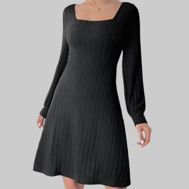 Sunken Stripe Butterfly Back Dress - S / Black - Dresses