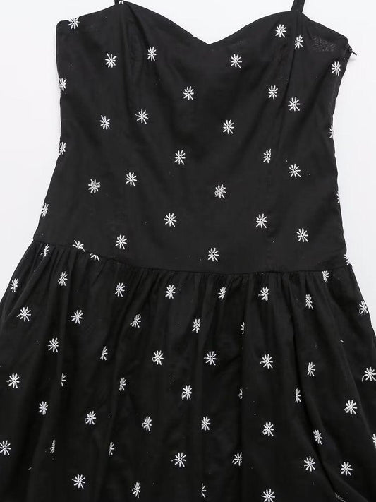 Daisy Pattern Mini Dress - Tamra.Shop.Social